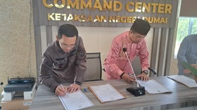 Sejumlah Pihak yang Terlibat Proyek Jalan Sudirman Nyatakan Pakta Integritas di Kejari Dumai