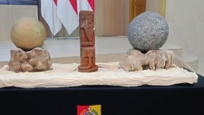 Event JFC Jember Pamerkan Batu Meteorit Pertama Kali di Dunia