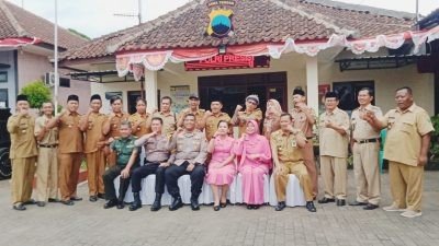 Kunker Bersama Ketua Bhayangkari Cabang Banjarnegara, Kapolres Sambangi Jajaran Polsek
