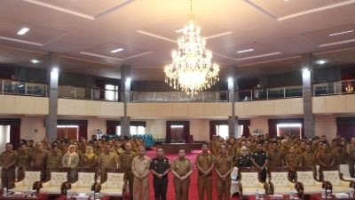 Bupati Dolly Imbau Kades se Tapsel Agar Laksanakan Tugas Sesuai Peraturan yang Berlaku