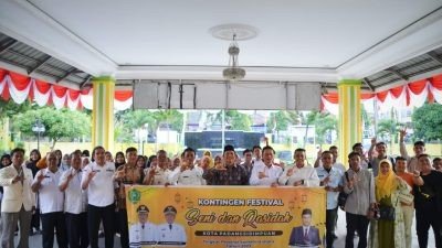 Wali Kota Padangsidimpuan Lepas Rombongan Peserta Nasyid Ikuti Festival Seni dan Qasidah Tingkat Provinsi Sumut