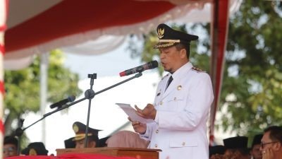 HUT RI ke-78, Plt Bupati Kaur Bertindak Sebagai Inspektur Upacara