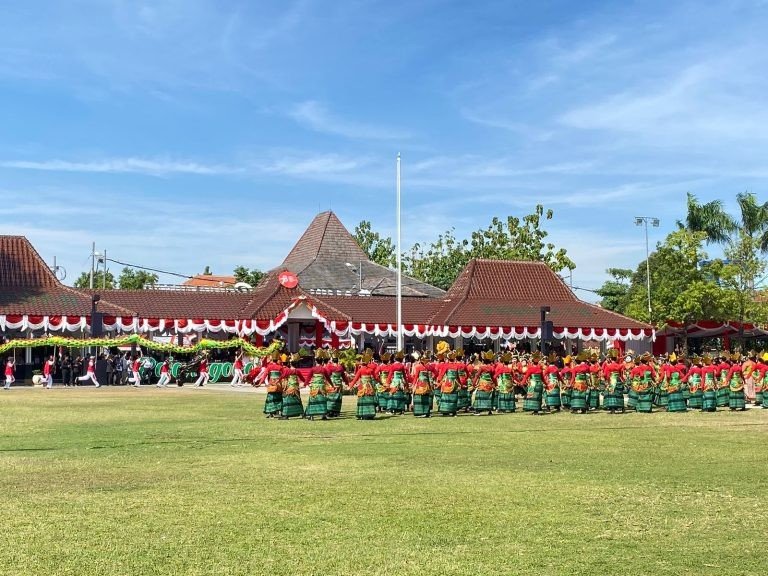 Bupati Bojonegoro