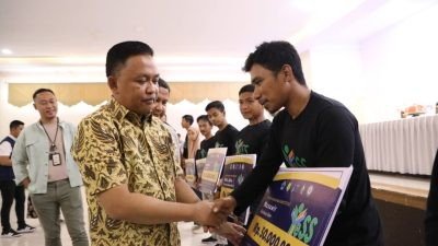 Harap Petani dan Masyarakat Sejahtera, Bupati Bantaeng Ilham Azikin Salurkan Program YESS Rp 1,4 Miliar