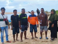 Dihantam Ombak, Longboat Milik Mantan Kades Maluli Taliabu Tenggelam di Tanjung Batu