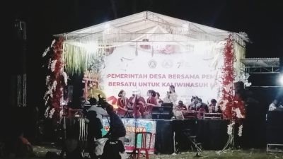 Puncak Peringatan HUT RI ke-78 di Desa Kaliwinasuh Banjarnegara, Warga Disuguhi Seni Lengger