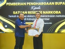 Ciptakan Inovasi Ruang Konsultasi Penyalahgunaan Narkoba, Bupati Berikan Penghargaan ke Kasat Reskoba Polres Jember