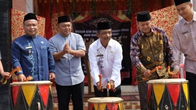 Sekda Pasaman Launching Sanggar Seni Budaya TAGEH Nagari Durian Tinggi