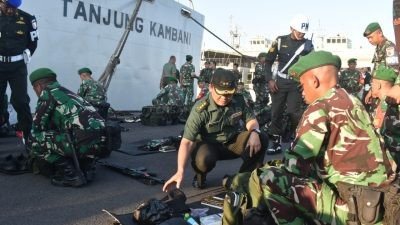 Tiba di Dermaga Ujung Koarmada II Surabaya, Satgas Yonif 511/DY Masuki Tahap Pemeriksaan