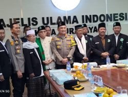 Silaturahmi Serentak, Kapolrestabes Surabaya dan Pejabat Utama Sambangi Toga dan Tomas