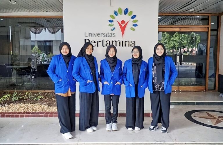 Corporate Secretary PHR WK Rokan