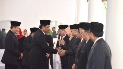 Lantik Pejabat Eselon II dan III, Bupati Sidoarjo Tekankan Pentingnya Jaga Integritas dan Loyalitas