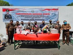 Kejaksaan Negeri Bondowoso Musnahkah Barang Bukti dari 102 Perkara Inkrah