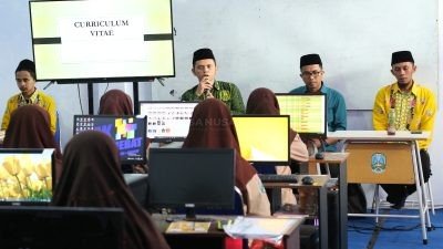 Fokus Kembangkan Literasi Produktif, SMK Manbaul Ulum Bondowoso Gelar Pelatihan Menulis
