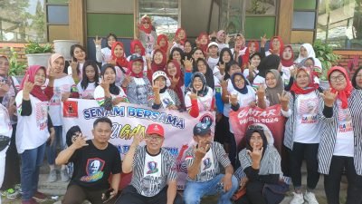 Satrel Tri Buana Tungga Dewi dan Srikandi Ganjarist Ajak Masyarakat Mojokerto Senam Bersama