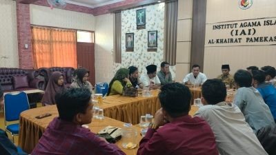 Meski Gagal Undang Rocky Gerung ke Pamekasan, KJP Tetap Gelar Diskusi Publik Gandeng SEMA IAI Al-Khairat