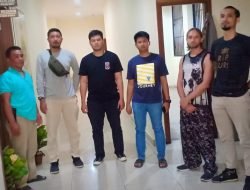 Lagi, Polresta Denpasar Serahkan WNA Asal Rusia ke Imigrasi Diduga Mengamuk dan Lakukan Pengerusakan Pintu Kamar Kos