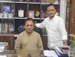 Irwandi Yusuf Mantan Gubernur Aceh Kunjungi Kampung Kesehatan di Aceh Tamiang, Syariful Alam Terharu