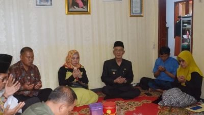 Bupati Bondowoso Kunjungi Rumah Duka Atlet Tinju yang Meninggal di Kejuaraan Porprov Jatim VII