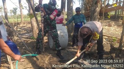 Gandeng Polisi Ngawi, ICN Peduli Lakukan Bedah Rumah Milik Sunardi di Pitu