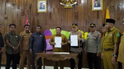 Pemkab Taliabu Lakukan Penandatangan NPHD Pilkada Serentak 2024