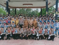 Kasat Lantas Polres Solok Lantik 65 Orang Polisi Keselamatan Sekolah di SMAN 1 Gunung Talang