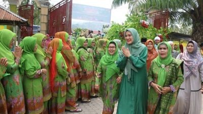 Ketua TP PKK Tapsel Ajak Kader Muslimat NU Berkontribusi Dalam Pembangunan SDM Berkualitas dan Sehat