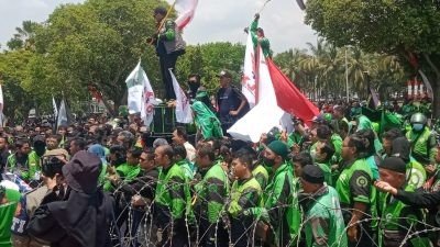Driver Ojek Online Demo Pemkab Jember, Tuntut Sesuaikan Tarif