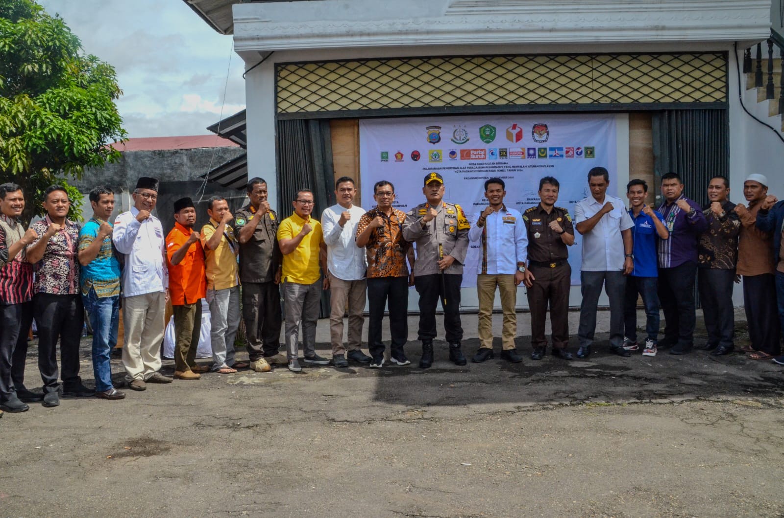Koordinator Divisi Hukum Pencegahan Partisipasi Masyarakat dan Hubungan Masyarakat (HP2H) Bawaslu Kota Padangsidimpuan
