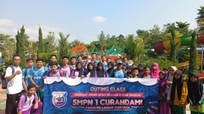 Improvisasi Metode Pembelajaran, SMPN 1 Curahdami Bondowoso Adakan Outing Class
