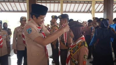 Ketua Kwarcab Lantik 98 Pramuka Penegak Garuda dan Berangkatkan Kontingen Trenggalek Pada Raimuna Daerah Jawa Timur di Prigi 360