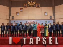 Meriahkan HUT Tapsel ke-73 Sejumlah OPD Gelar Berbagai Lomba, Bupati Dolly Beri Apresiasi