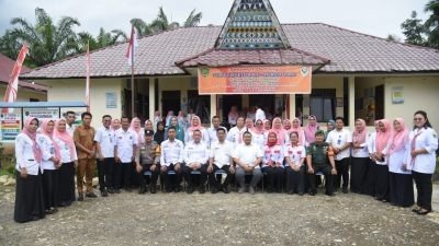 Bupati Tapsel Berikan Dukungan Re-Akreditasi UPT Puskesmas Sangkunur