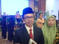 Resmi Dilantik Jadi Rektor Unand Periode 2023-2028, Efa Yonnedi Ajak Kolaborasi Semua Stakeholder
