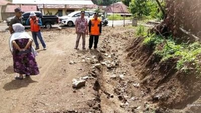 Dapat Laporan dari Warga, Wakil Ketua DPRD Pasaman Tinjau Langsung Proyek Jalan Perkebunan