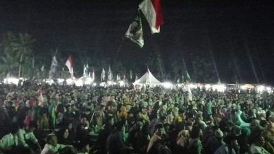 Ribuan Jamaah di Banjarnegara Ikuti Simbang Bersholawat dan Doa Bersama untuk Palestina