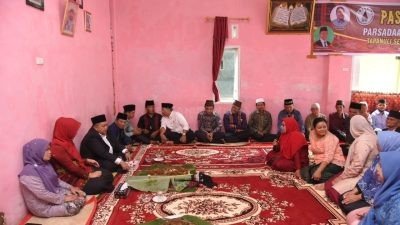 Dolly dan Rosalina Hadiri Acara Pasombu Lungun Parsadaan Pasaribu Boru-Bere se-Tapsel dan Kota Padangsidimpuan