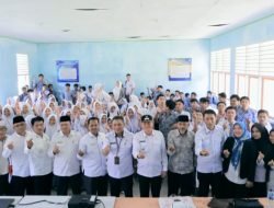 Plt Bupati Pasaman Berikan Motivasi Kepada Pelajar SMA 1 Mapattungul Selatan