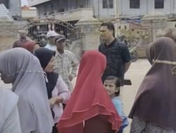 Kepala Dinas Perkimtan Kota Dumai Reza Fahlepi Bantu Korban Kebakaran di Petak Panjang