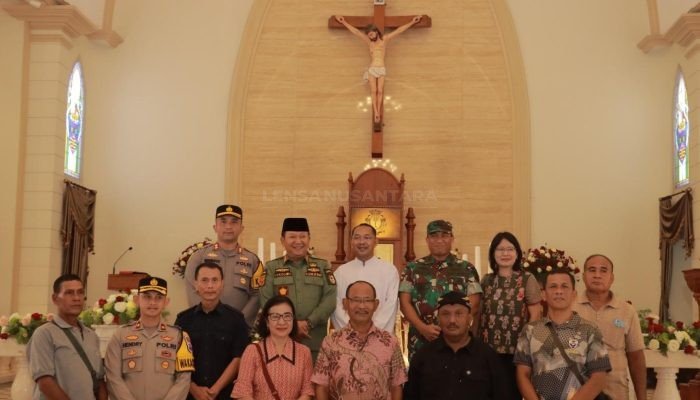Jelang Perayaan Natal, Kapolres Jember Bersama Forkopimda Cek Pos Pengamanan Nataru dan Gereja