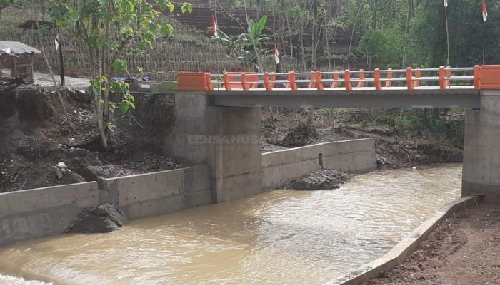 Meski Anggaran Minim, Jembatan di Desa Jalatunda Banjarnegara Akhirnya Rampung Dikerjakan