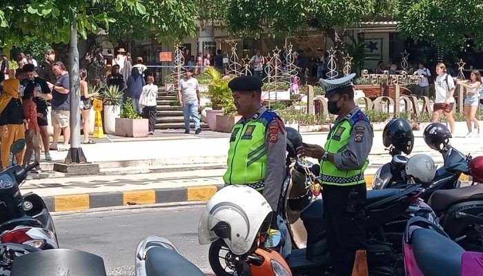 Jelang Malam Pergantian Tahun, Polresta Denpasar Tingkatkan Pengamanan di Pantai Kuta