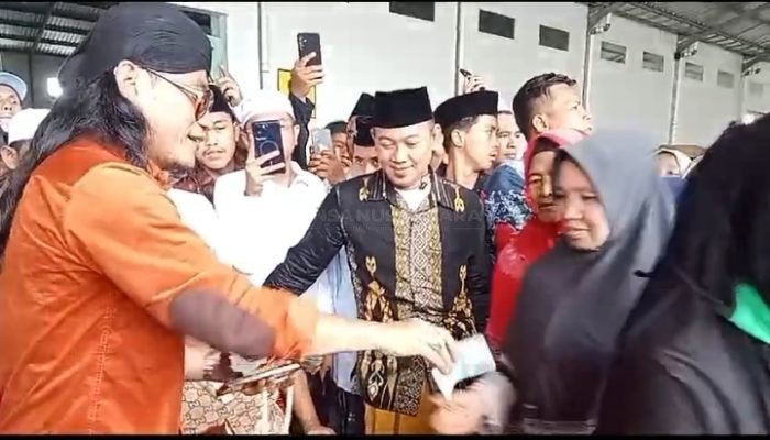 Bawaslu Telusuri Video Viral Gus Miftah Bagi-bagi Uang di Pamekasan
