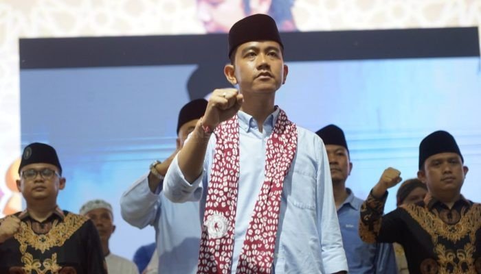 Cawapres RI Gibran Rakabuming Raka Hadiri Apel Kebangsaan LSN di Jember