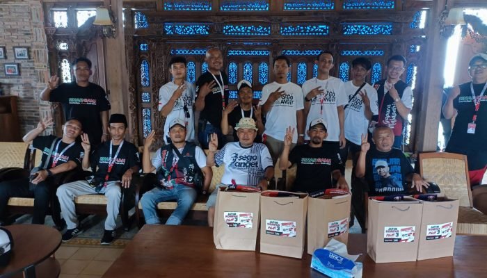 Rombongan SMCC Disambut Kerabat Ganjar Pranowo di Kediamannya