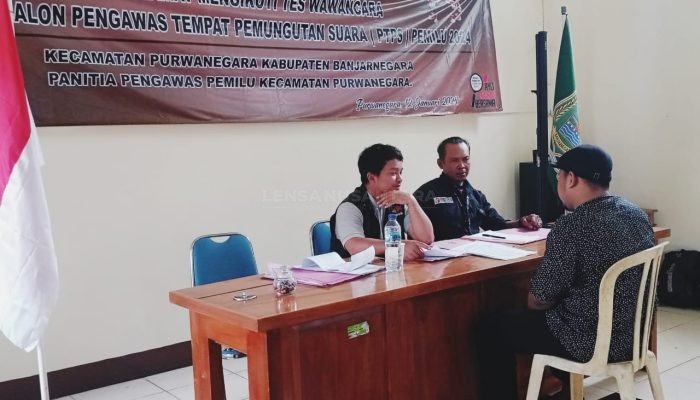 Mengintip Hari Terakhir Tes Peserta PTPS di Panwascam Purwonegoro Banjarnegara