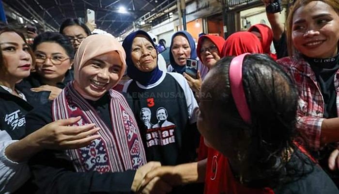 Atikoh Ngopi dan Sapa Warga di Kopi Jarod: Manado I Always Love You