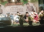 Kolaborasi Bersama Pemdes Banjengan, Juragan Buah Buser Terbesar di Banjarnegara Adakan Sholawat Akbar