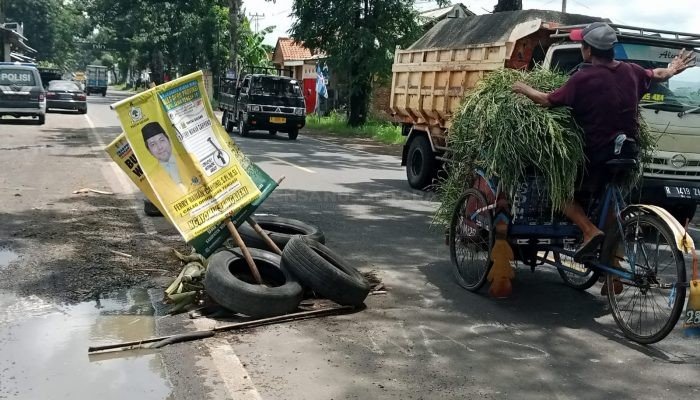 Waspada! Ratusan Lubang di Sepanjang Jalan Nasional Banjarnegara-Banyumas Kerap Mencari Korban