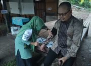 Petugas Kesehatan Pustu Desa Tallung Tondok Enrekang Siap Kawal Kesehatan Anggota KPPS